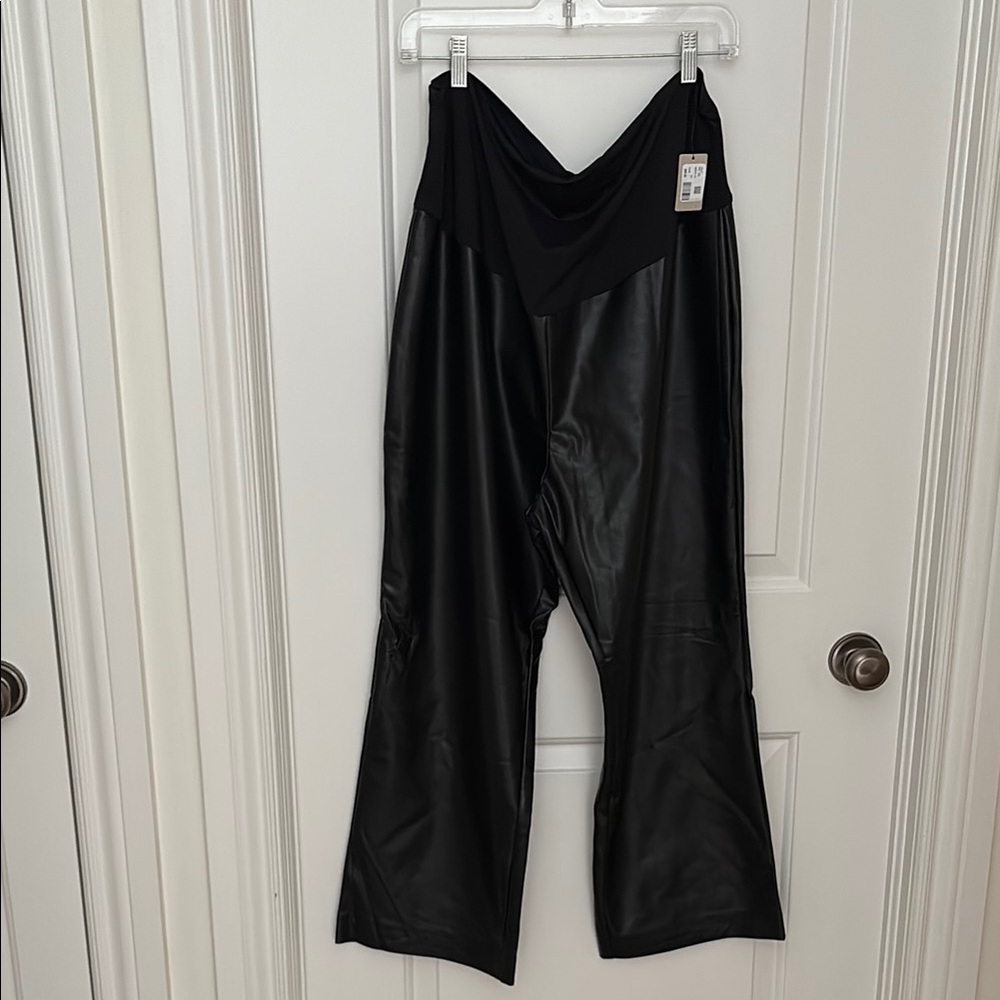 Women's Thyme Maternity Faux Leather Black Pants - New with Tags